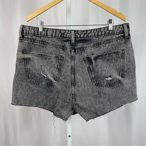 Wild Fable 18 Highest Rise Cutoff Shorts Distressed Acid Wash 80's Button Fly - Picture 2 of 7
